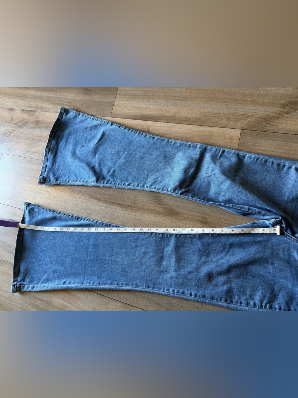 Sold Jeans - Picture 5 of 11